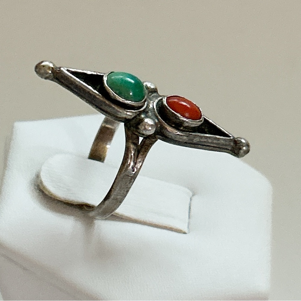 Vintage Southwestern Coral Turquoise Sterling Silver Ring - Picture 7 of 10